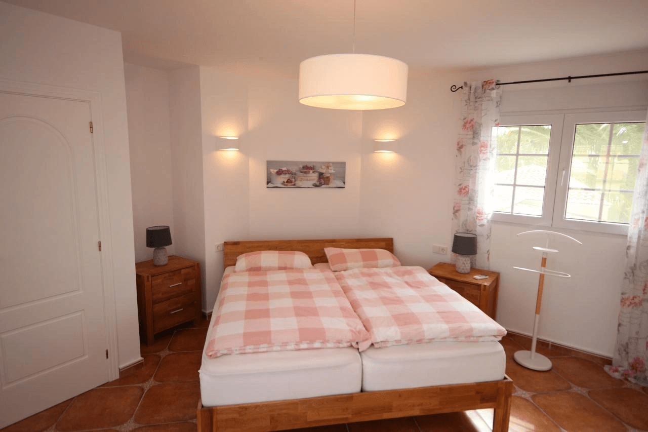 Spectaculaire et soigneusement entretenue Villa ''Segaria'' à Els Poblets