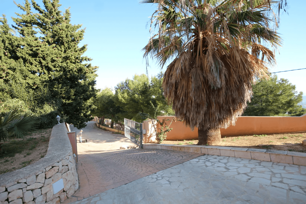 Belle et très spacieuse villa, avec des vues étendues sur Calpe et le célèbre rocher d'Ifach !