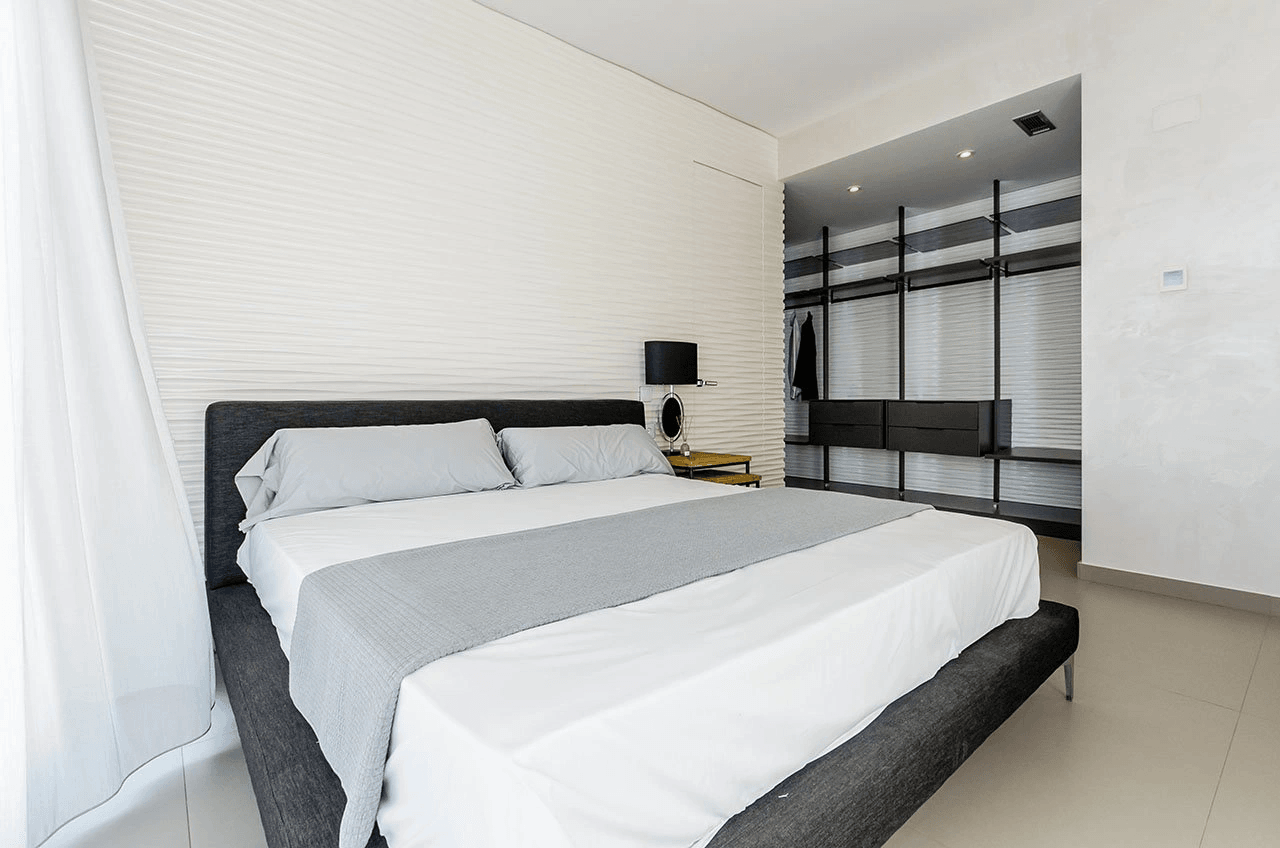 Villas exclusives avec 3 chambres à coucher, 3 salles de bains, W.C., toit-terrasse et piscine privée à seulement 600 m de la plage