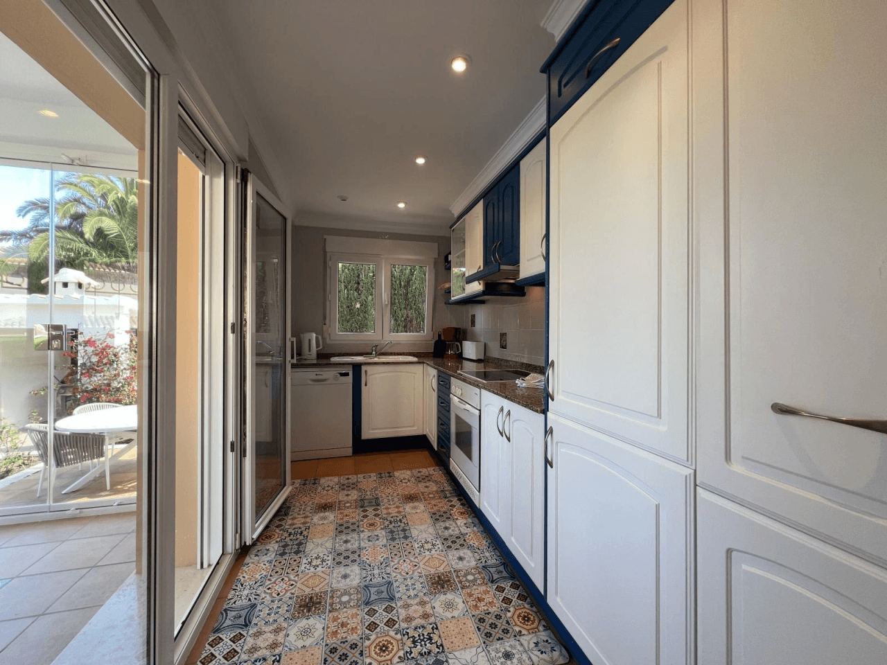 Alquiler. Chalet/Villa à Denia