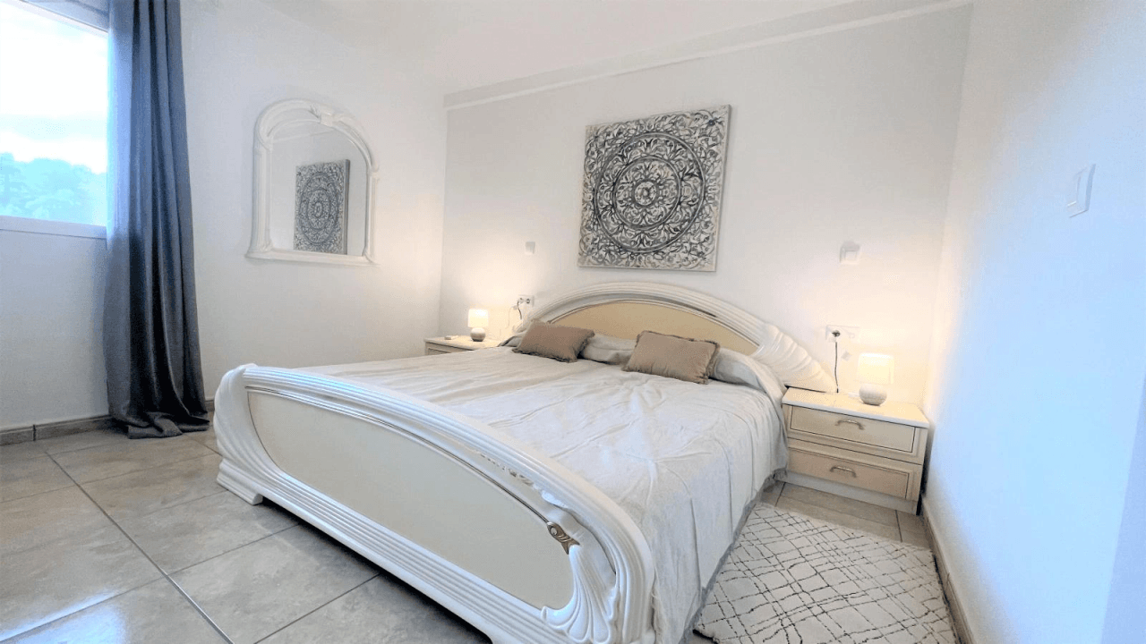 Alquiler. Chalet/Villa à Denia