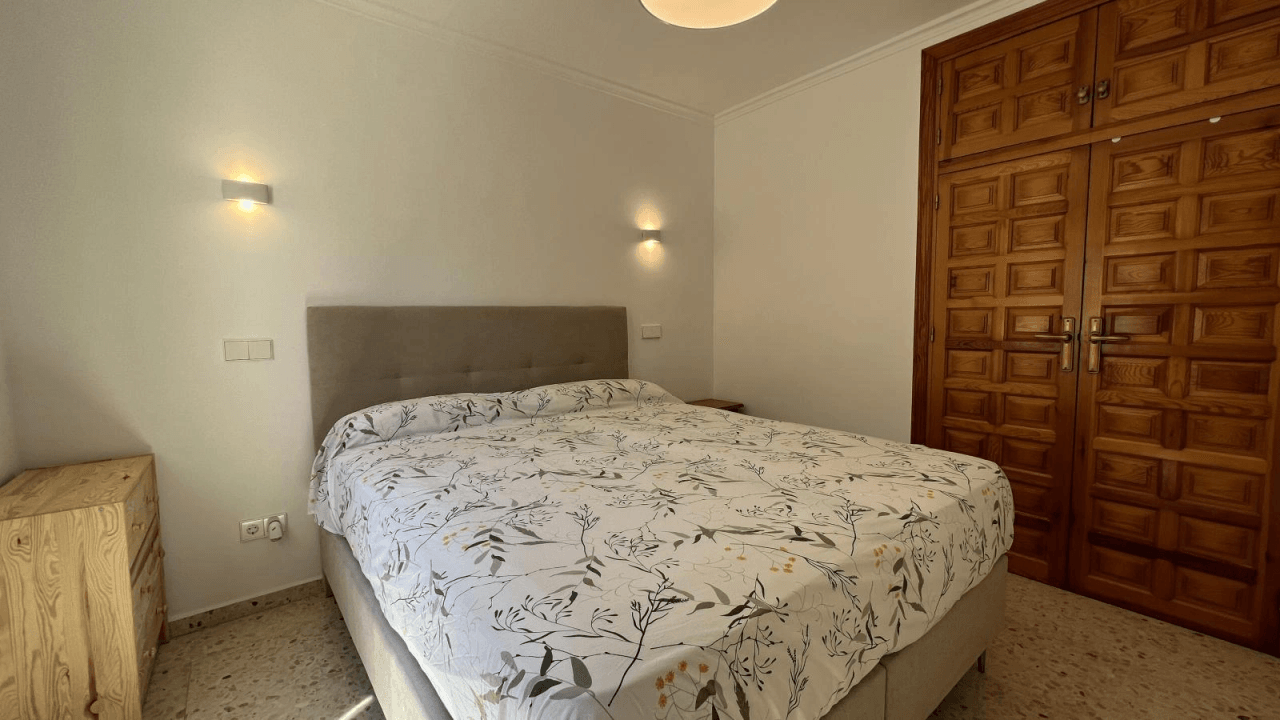 Villa mit 3 Schlafzimmern, 2 Badezimmer, Schwimmbad, Garten und vielem mehr.