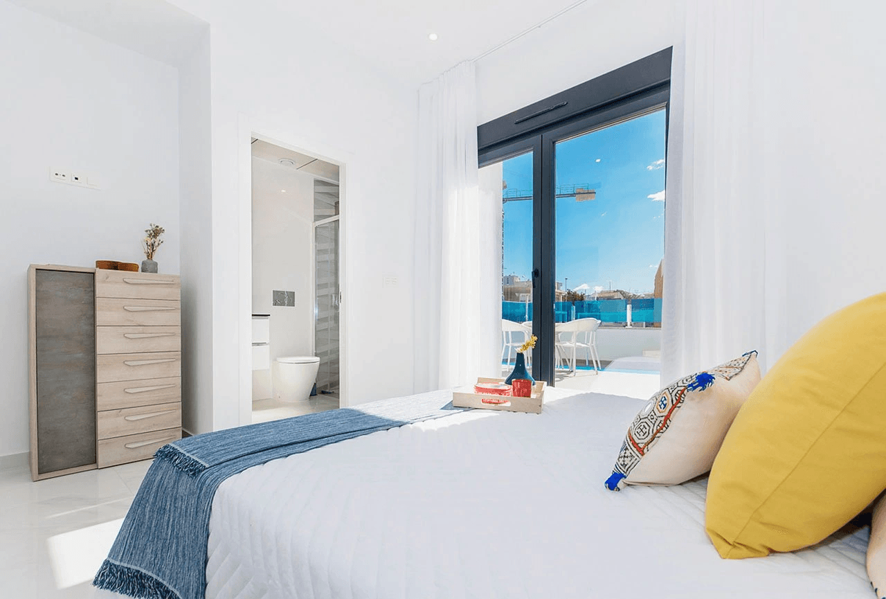 Villas avec 3 chambres, 3 salles de bains et piscine privée dans un complexe de golf
