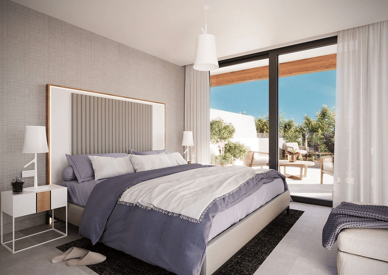 Villas jumelées avec 3 chambres à coucher, 3 salles de bain, cave,chauffage par le sol, climatisation et piscine commune à seulement 500 m de la plage