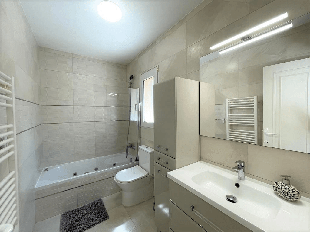 Alquiler. Chalet/Villa à Denia