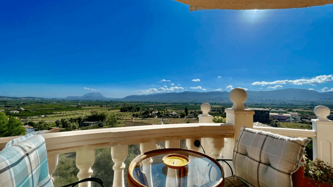 Villa à vendre à Tormos : exposition sud, vue panoramique