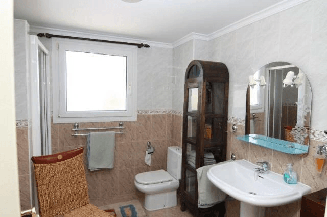 Appartement avec piscine, garage et à quelques mètres de la plage