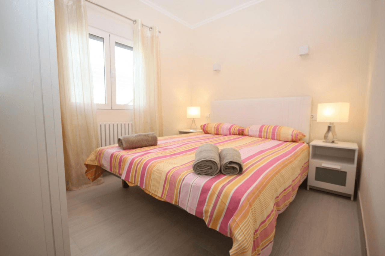 chöne Villa mit vielen Extras, 3 Schlafzimmer, 2 Badezimmer, Wintergarten, BBQ, Außendusche, Klima, Zentralheizung u.v.a.m.