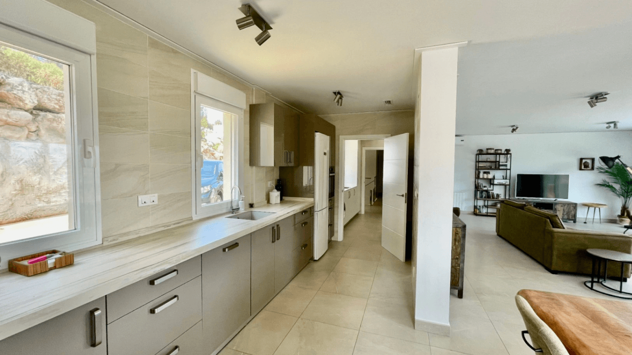 A vendre à Alcalali : Moderne et élégant