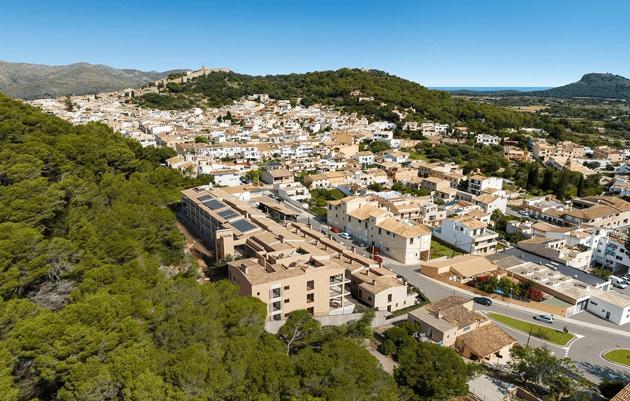 Maisons mitoyennes avec 2 chambres, 2 salles de bains, piscine commune et vue sur la mer