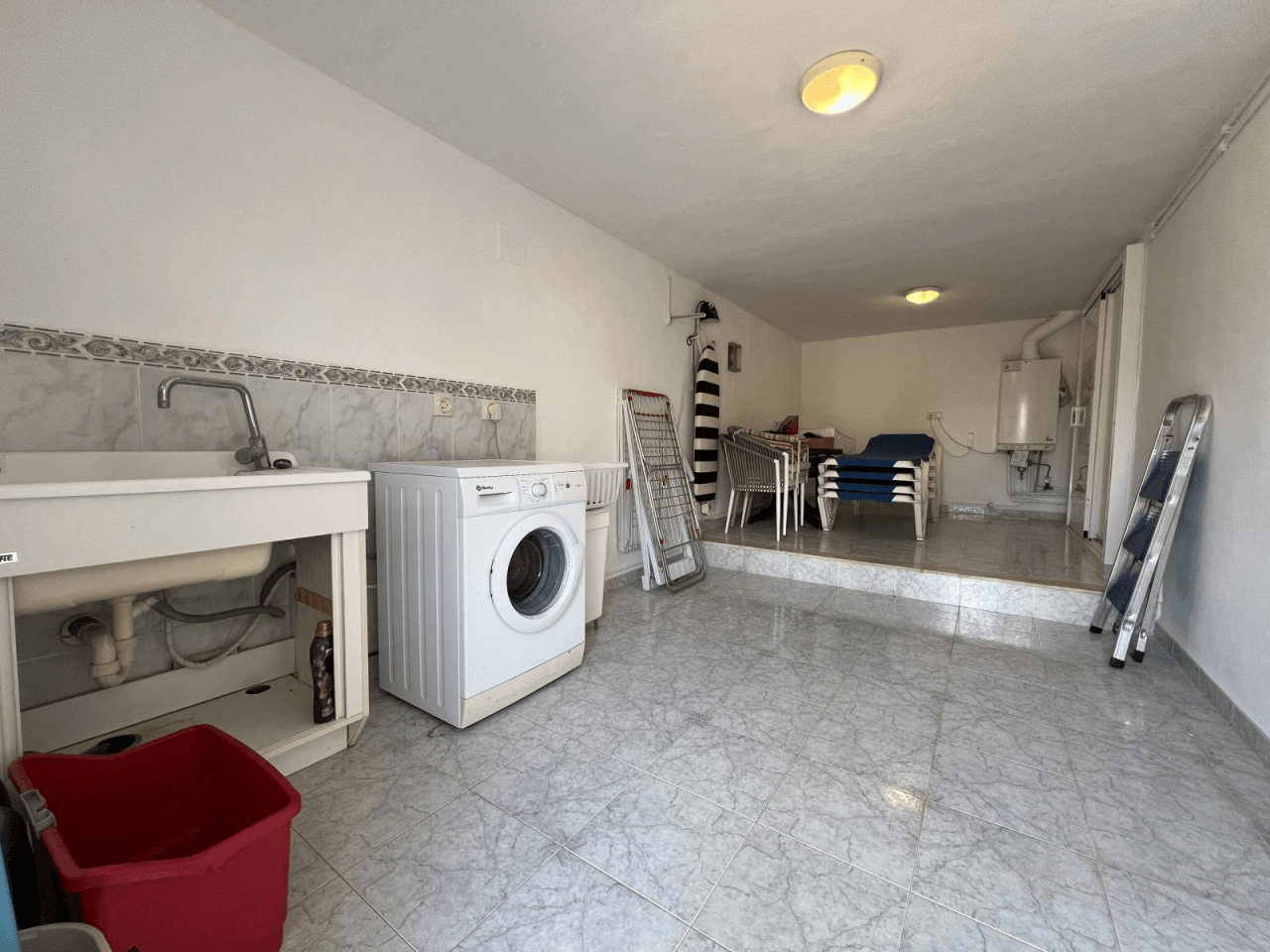 Alquiler. Chalet/Villa à Denia