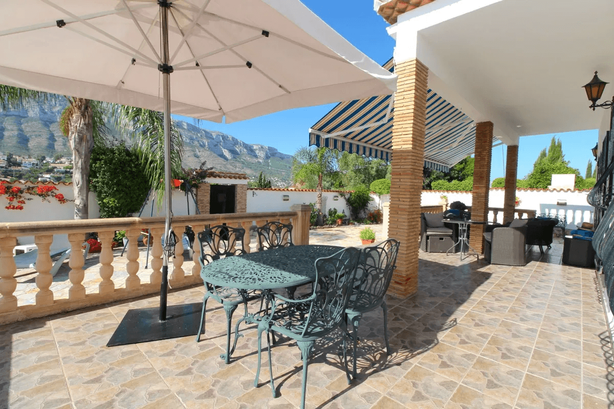 Villa mit herrlichem Blick auf den Montgó in Santa Lucia, Denia