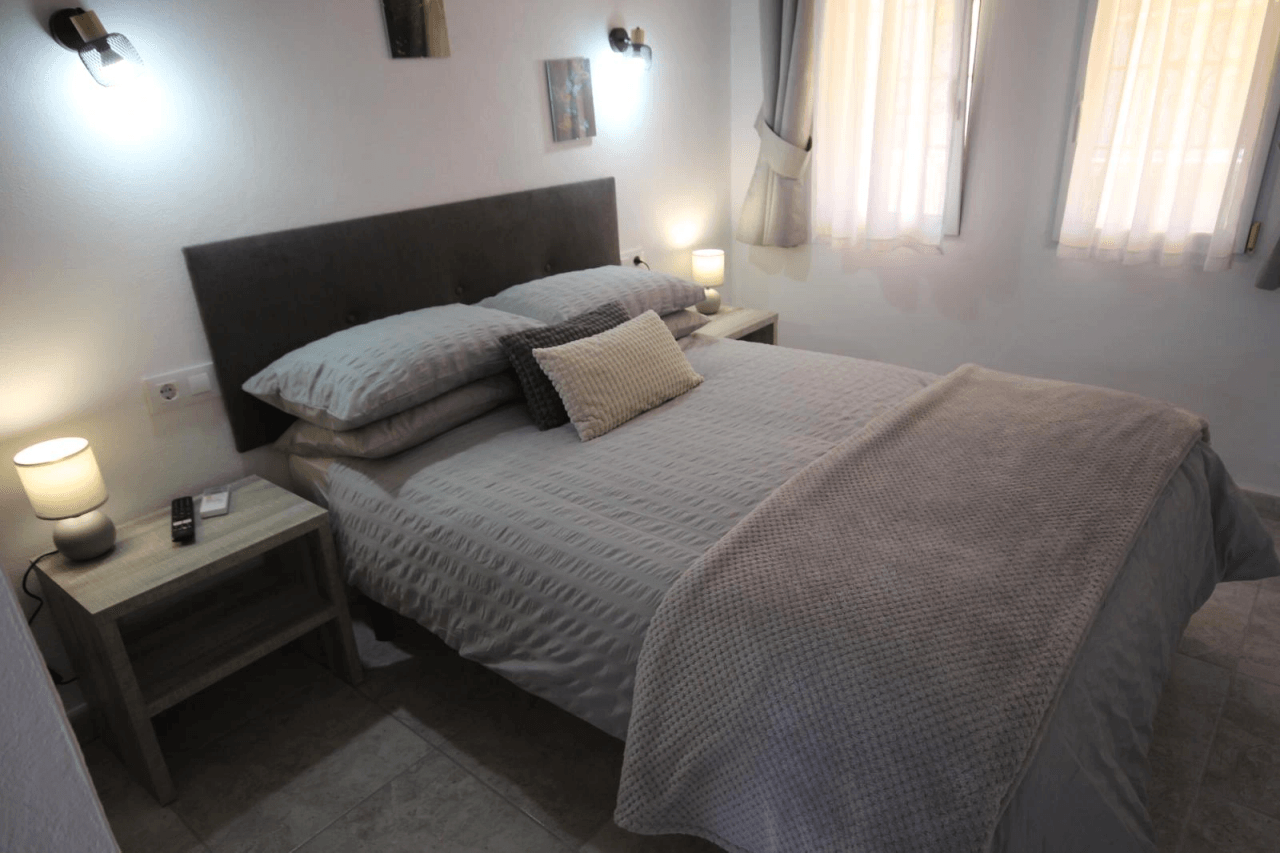 Gemütliche wohnung mit pool in Els Poblets