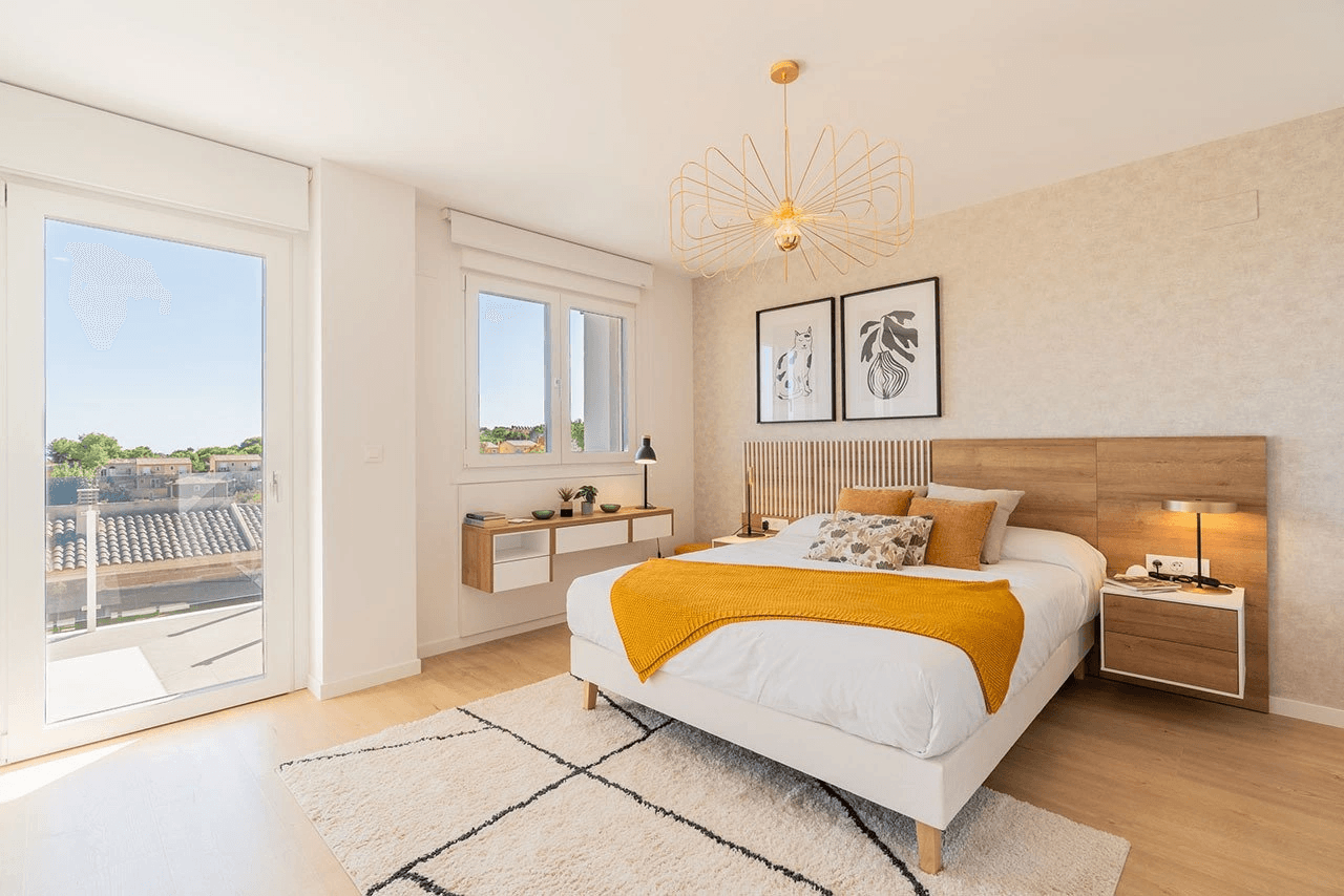 Maisons mitoyennes avec 4 chambres, 3 salles de bains, WC invités, vue sur la mer, climatisation, place de parking et piscine commune