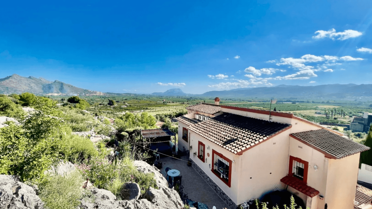 Villa à vendre à Tormos : exposition sud, vue panoramique