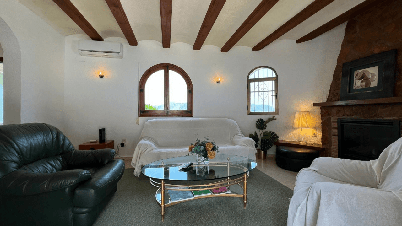 Belle villa privée à Benidoleig avec piscine privée.