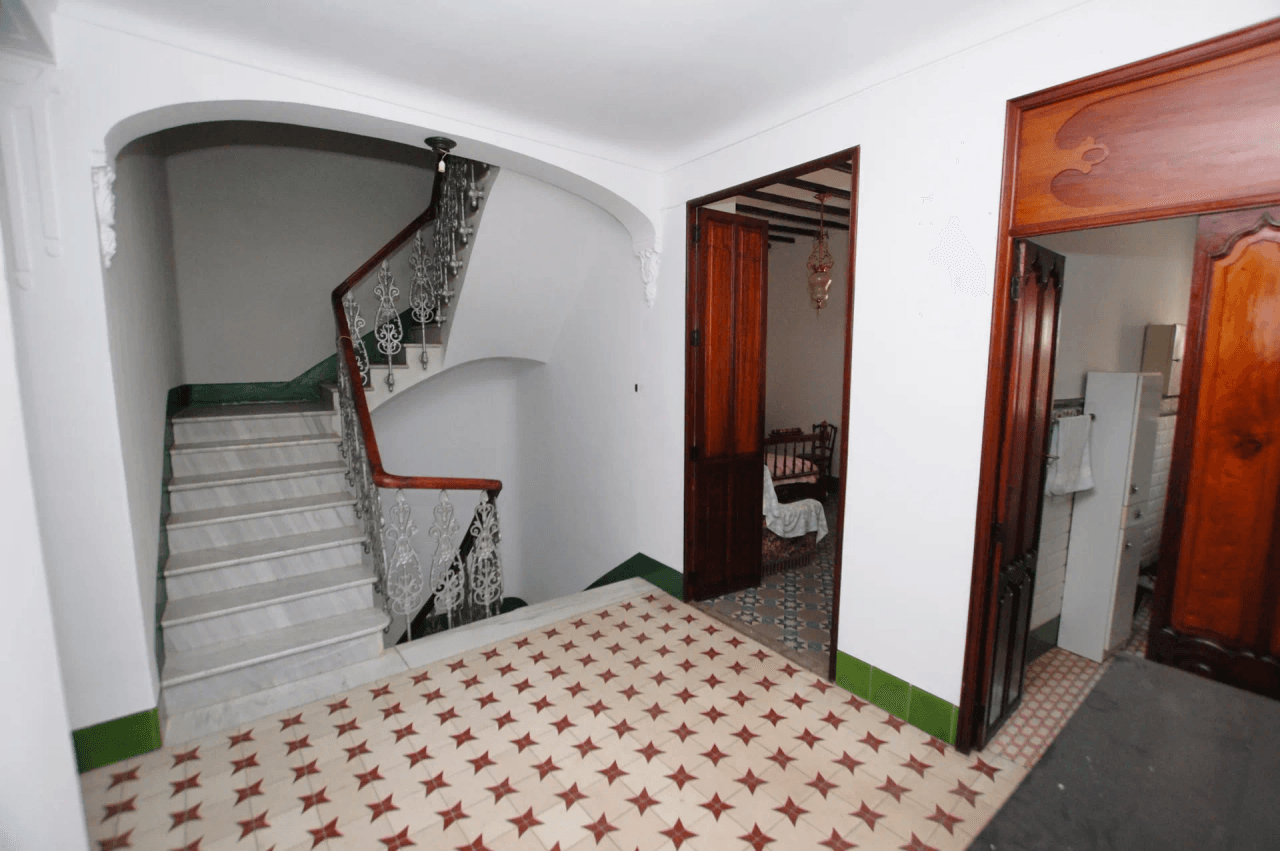 Manoir dans le centre de Pego