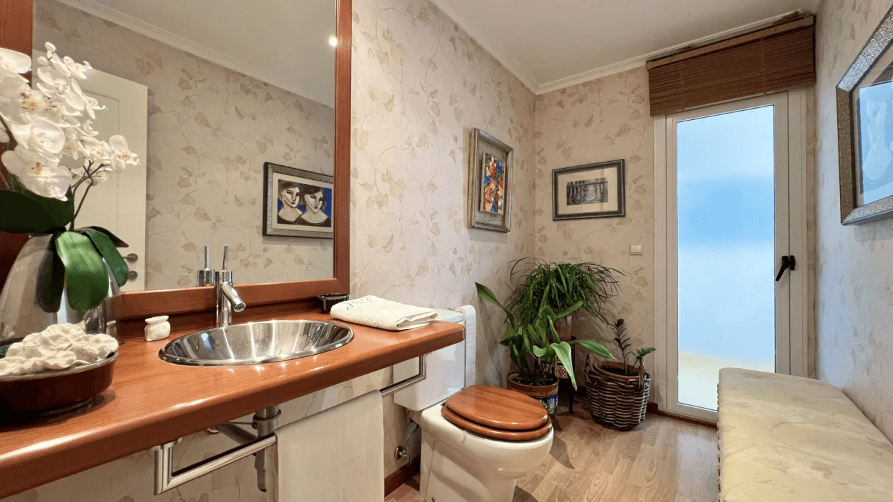 Penthouse duplex exclusif avec 4 chambres et piscine privée sur le toit-terrasse