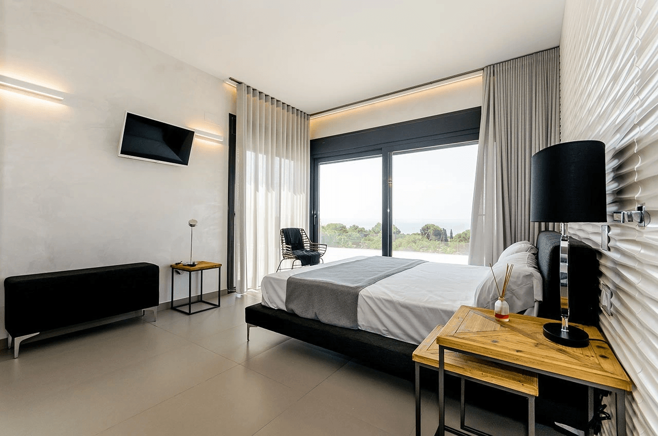 Villas exclusives avec 3 chambres à coucher, 3 salles de bains, W.C., toit-terrasse et piscine privée à seulement 600 m de la plage