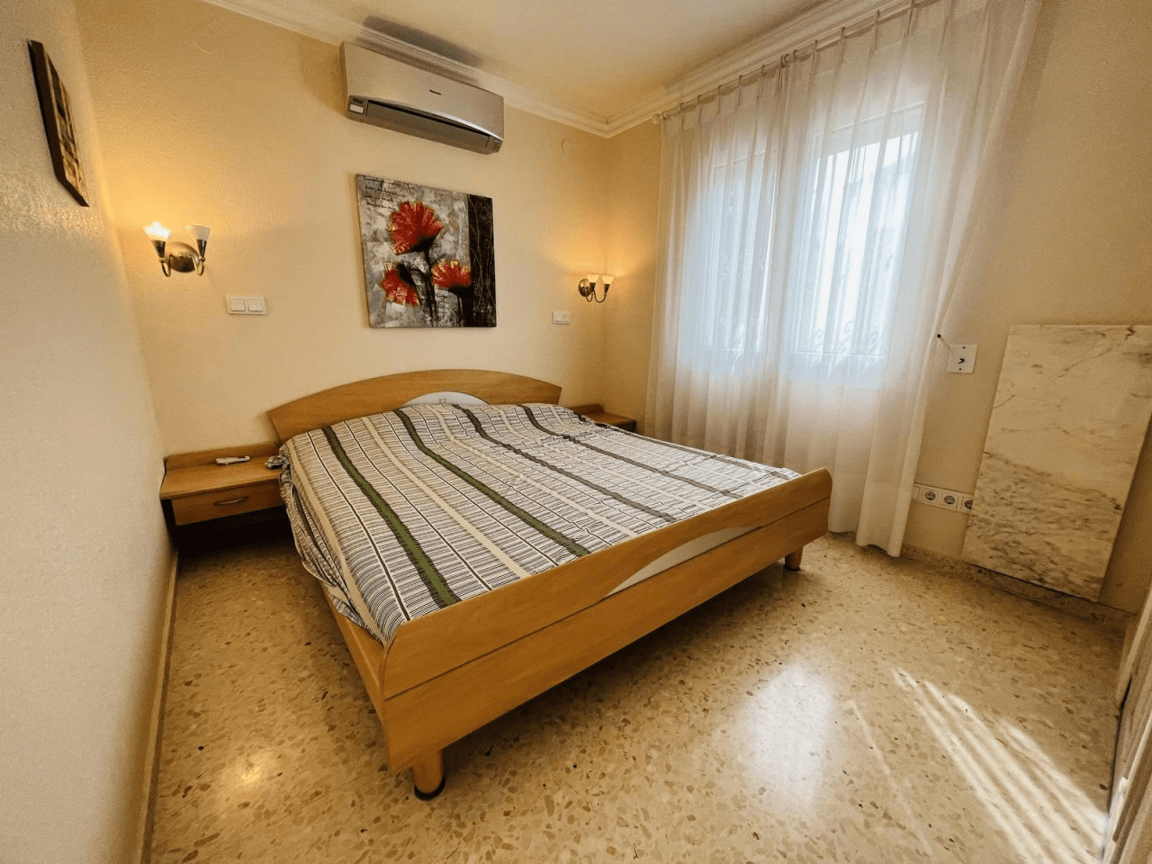 Neu! Casa Evelyn mit 2 Schlafzimmer und Privatpool in Denia