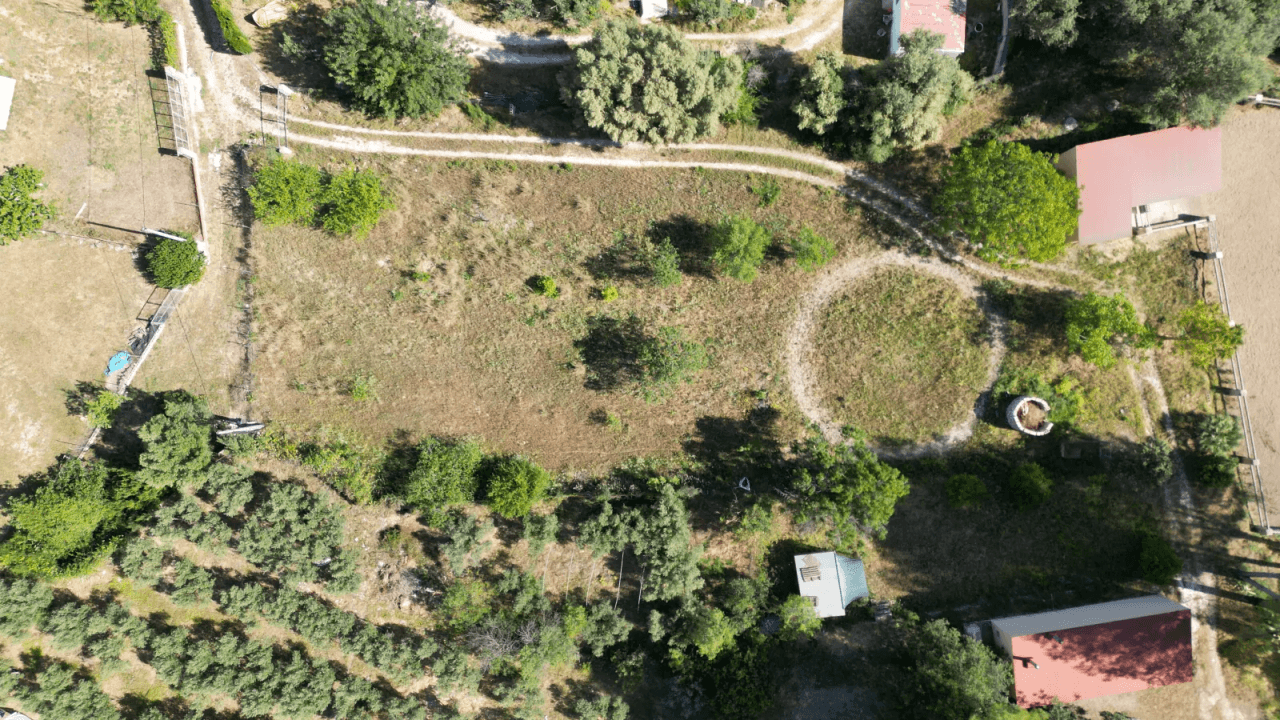 Le design canadien associé à l'ambiance espagnole. Pferdefinca dans la vallée de l'Orb, près de Denia.