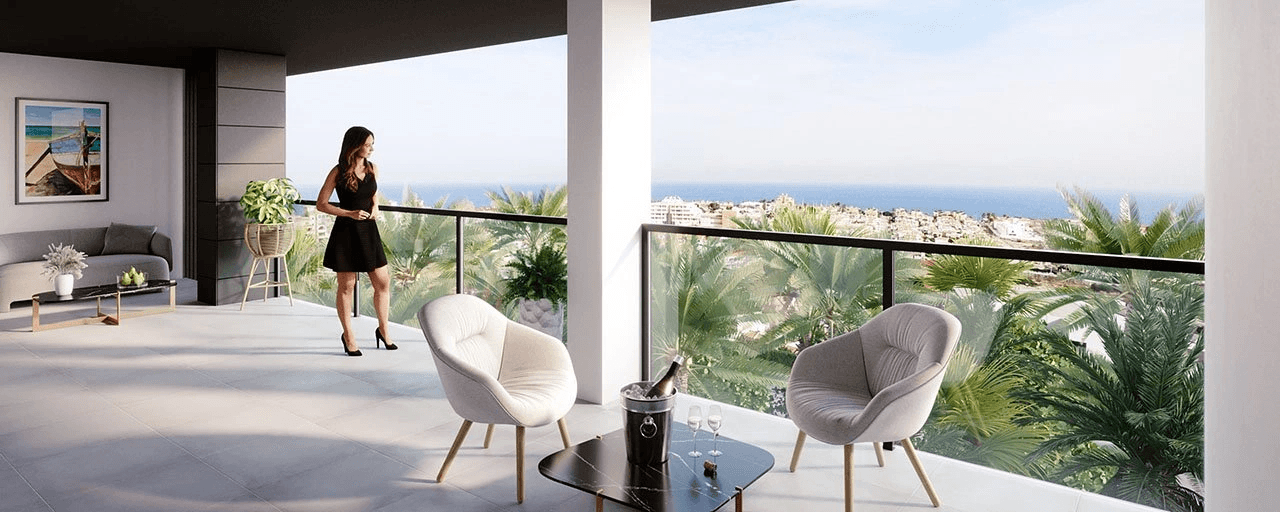 Penthouses avec 3 chambres, terrasse sur le toit, climatisation pré-installation, parking privé et piscine communautaire à seulement 700 m de la plage