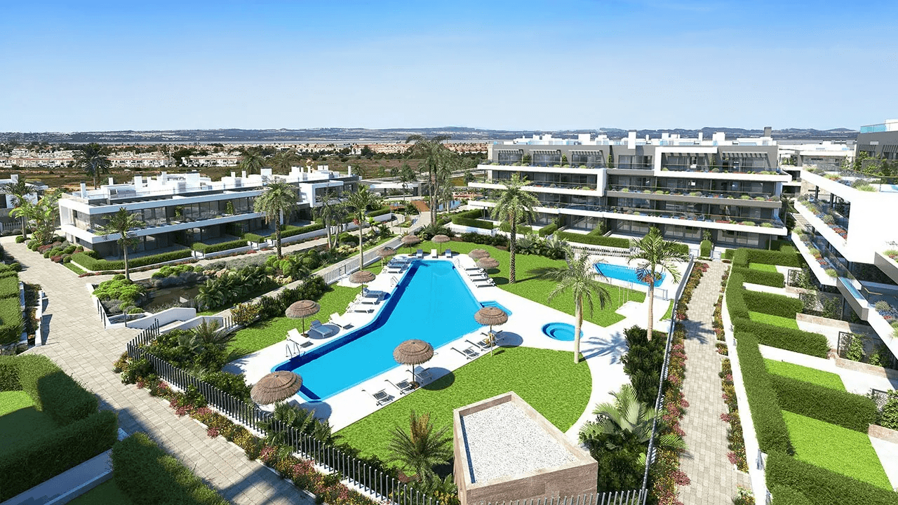 Appartements avec 3 chambres, 2 salles de bain, parking privé, piscines communes et jacuzzis chauffés