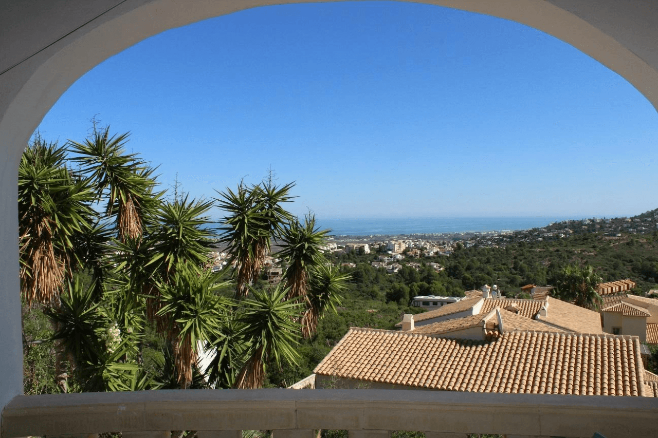 Villa chaleureuse avec piscine à Ráfol de Almunia