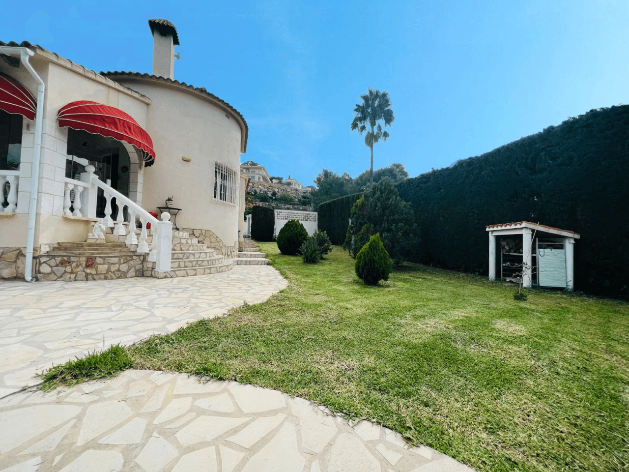 Neu! Casa Evelyn mit 2 Schlafzimmer und Privatpool in Denia