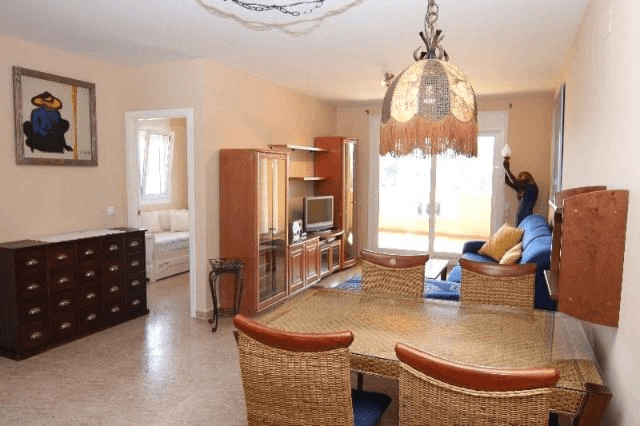 Appartement avec piscine, garage et à quelques mètres de la plage