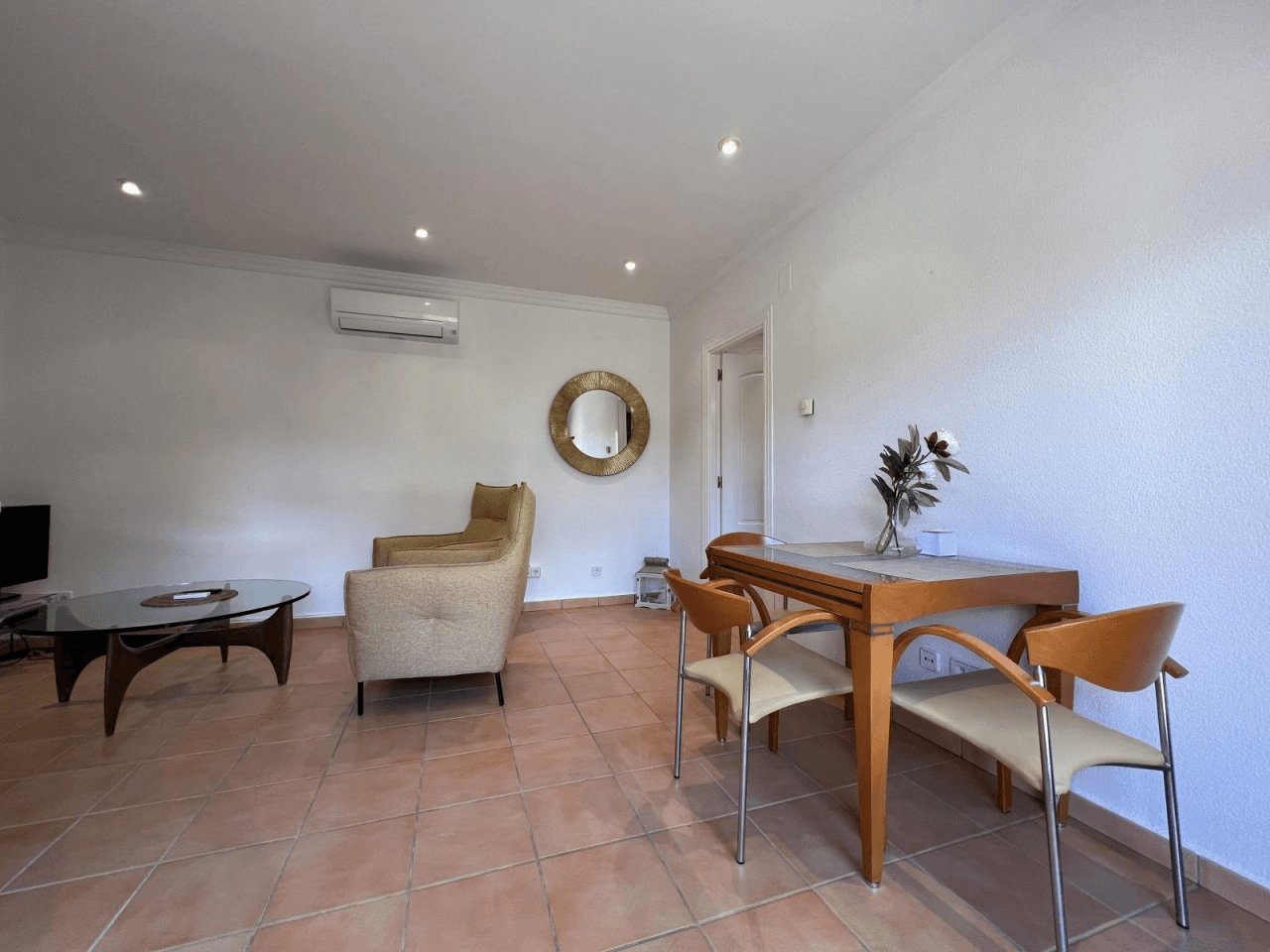 Alquiler. Chalet/Villa à Denia