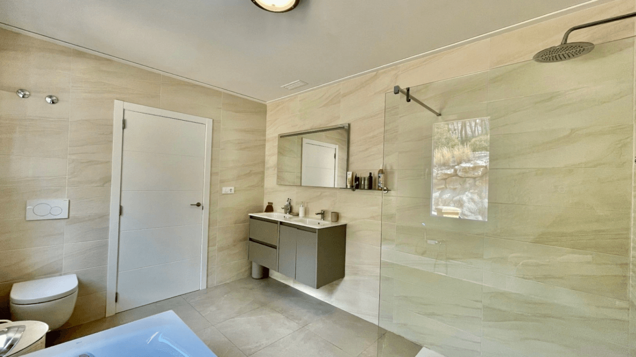 A vendre à Alcalali : Moderne et élégant