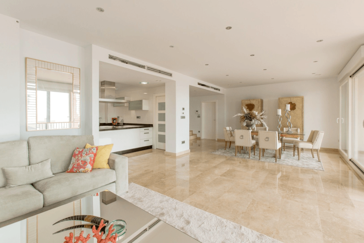Luxueuse villa moderne avec vue sur la mer à vendre à Moraira