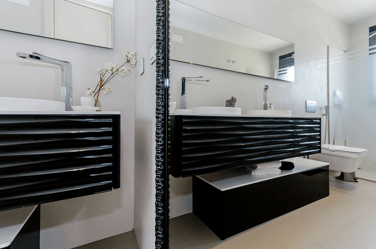 Villas exclusives avec 3 chambres à coucher, 3 salles de bains, W.C., toit-terrasse et piscine privée à seulement 600 m de la plage