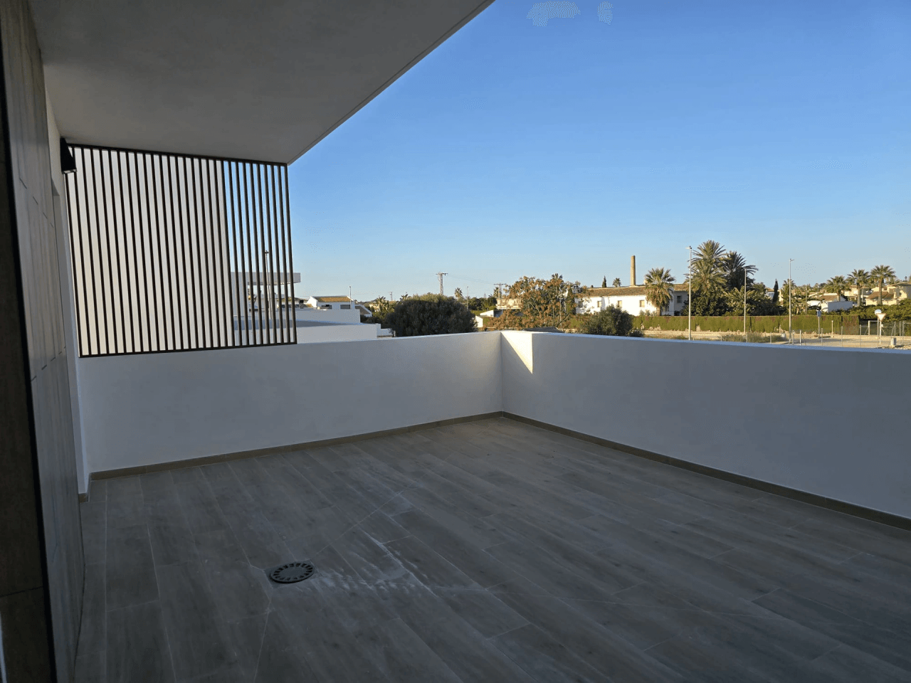 FREISTEHENDE VILLA ZU VERKAUFEN, NEUBAU, IN VERGEL