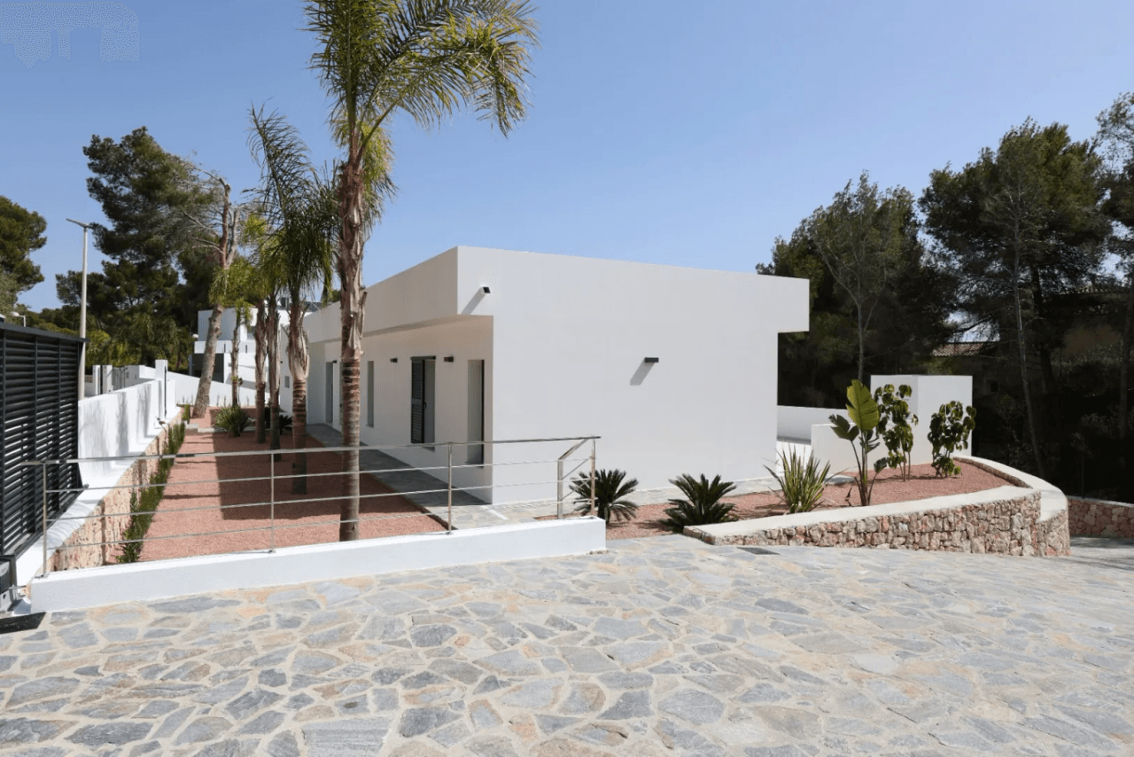 Villa moderne clé en main à vendre avec vue sur la mer à Benissa