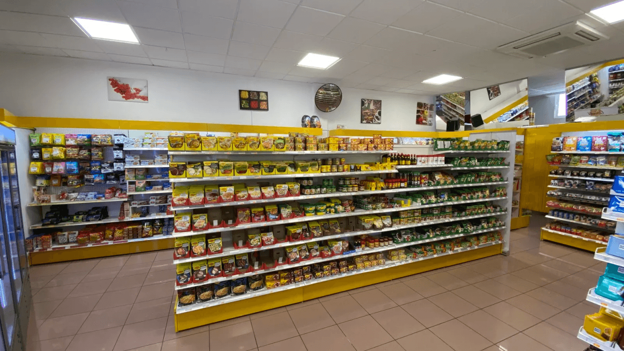 OCCASION TOP : Objet d'investissement sûr avec un super rendement à l'abri de la crise. Idéal pour les professionnels et les créateurs d'entreprise.