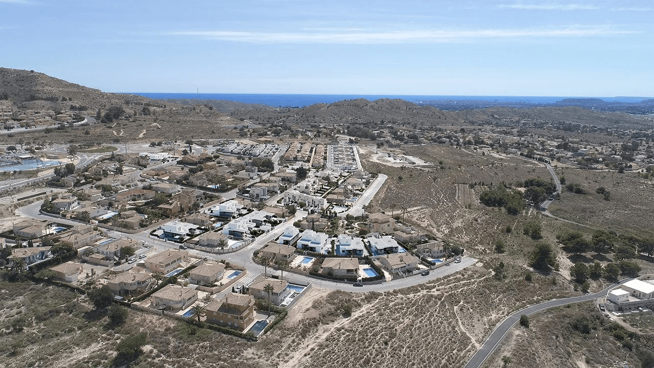 Modernes villas de 3 chambres avec piscine communautaire dans un cadre magnifique