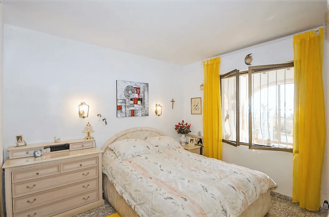 Villa d'exception avec plusieurs maisons d'hôtes dans un parc bien entretenu à Calpe.