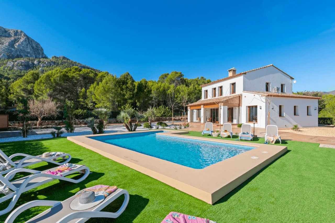 Belle finca avec vue sur la mer à vendre à Calpe
