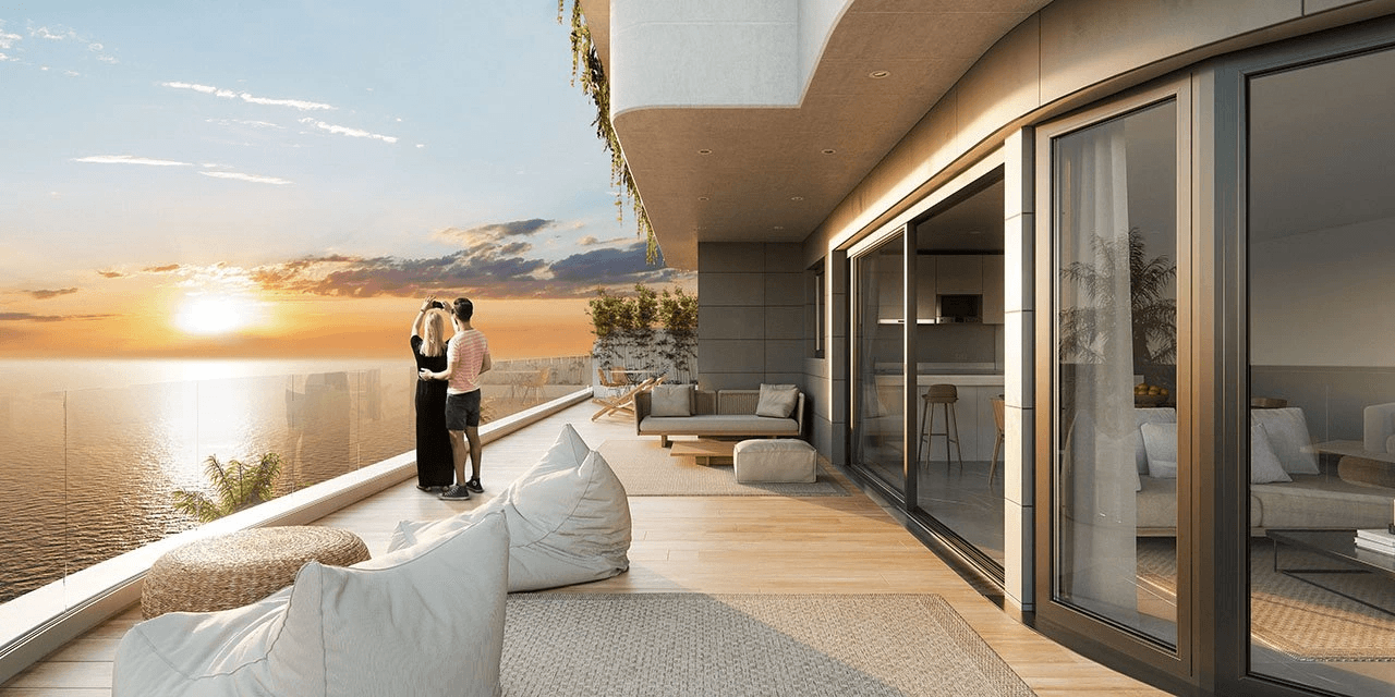 Suberbes appartements avec 3 chambres à coucher, climatisation, espace de stationnement privé, piscine communautaire et vue sur la mer