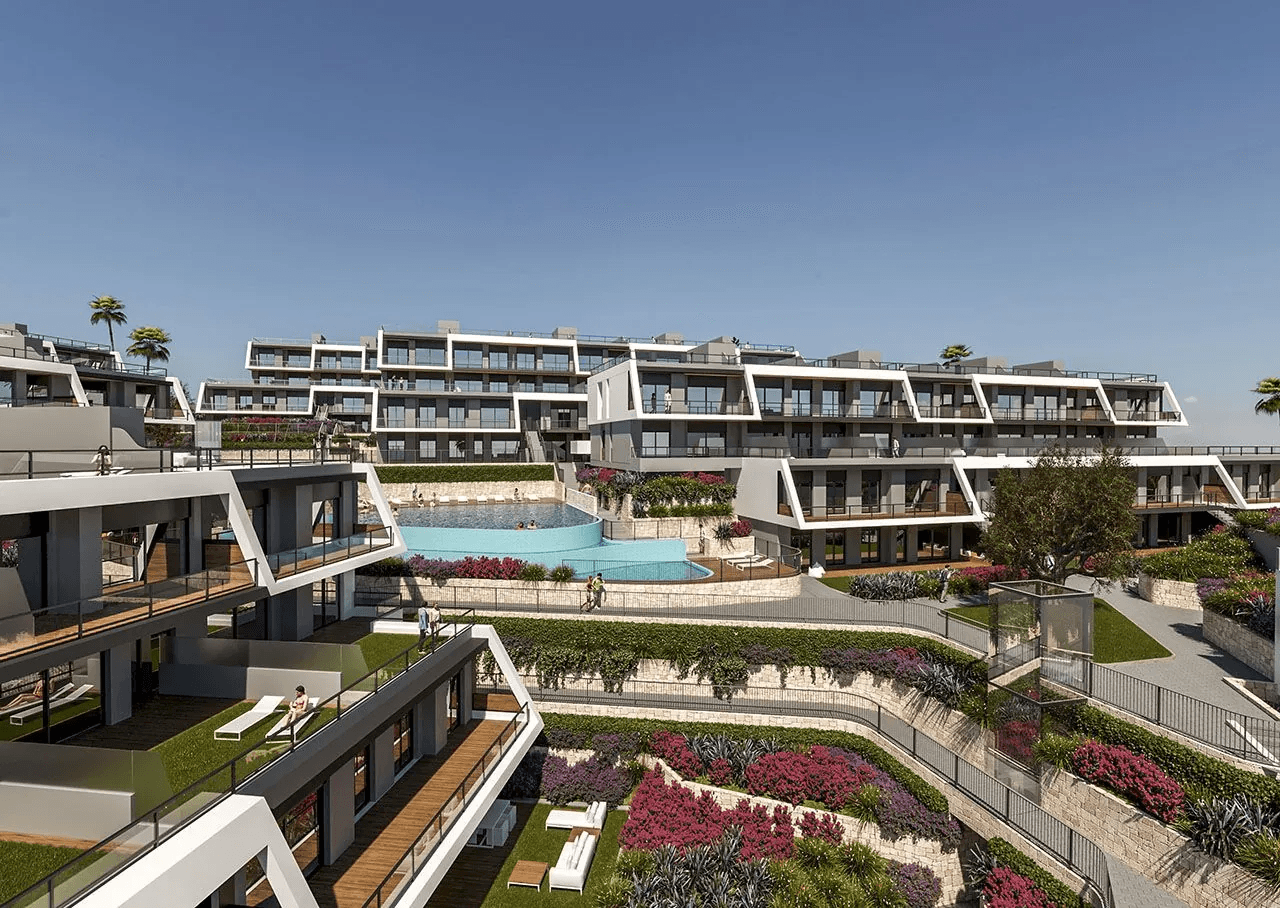 Apartamentos exclusivos de 3 dormitorios con vistas al mar, piscina comunitaria y aire acondicionado a tan solo 800 m de la playa