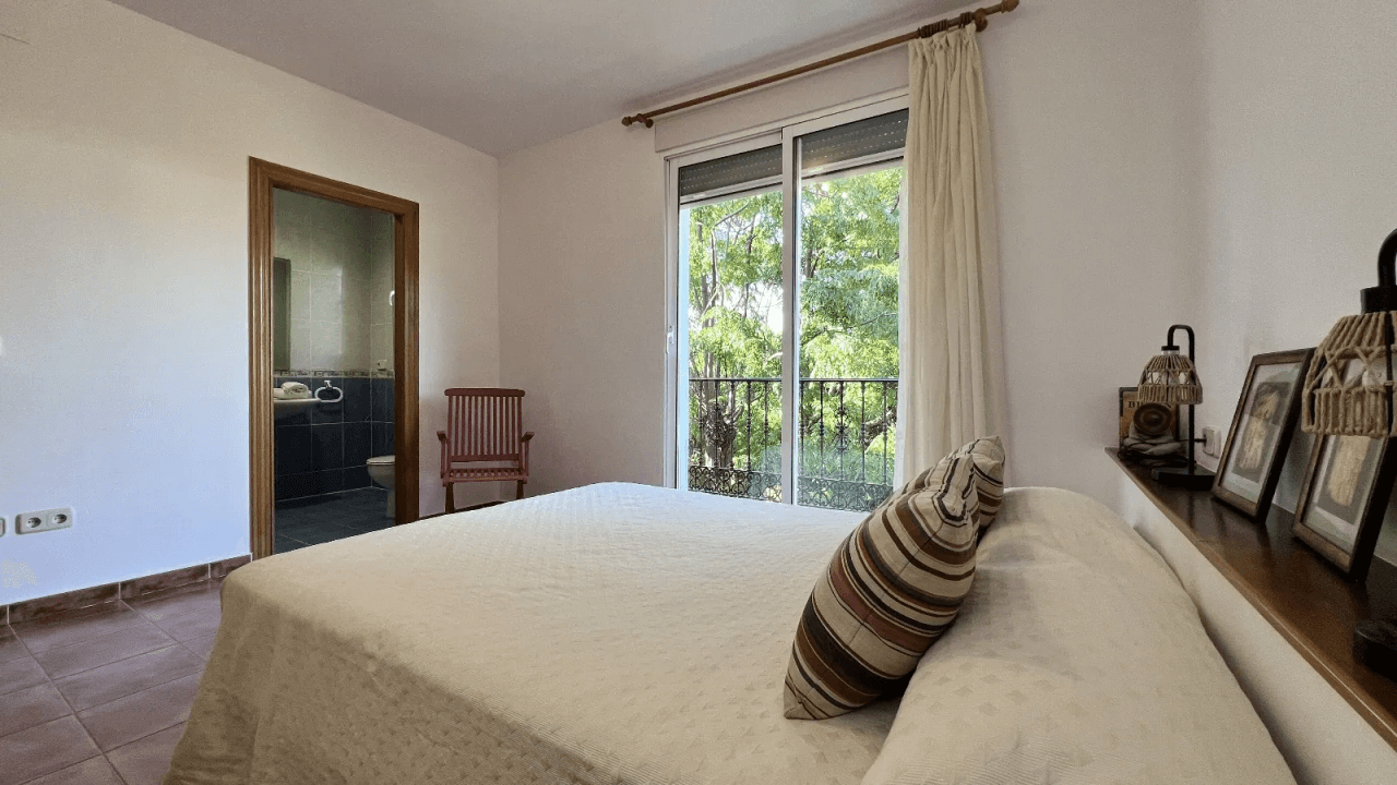 Spacieuse et charmante villa "Calvari" à Beniarbeig