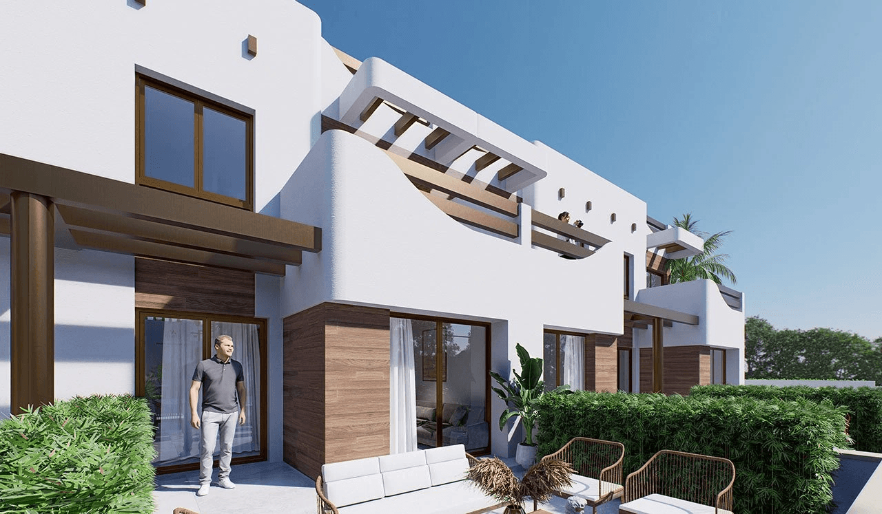 Bungalows bajos de 2 dormitorios y 2 baños con parking privado y piscina comunitaria a tan solo 200 m de la playa