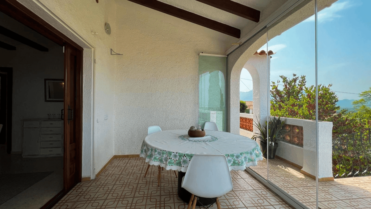 Belle villa privée à Benidoleig avec piscine privée.