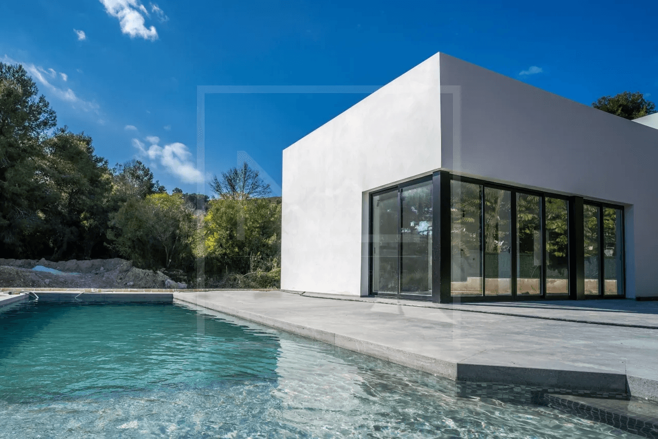 3 Schlafzimmer 2 Badezimmer Freistehende brandneue Villa zum Verkauf in Javea