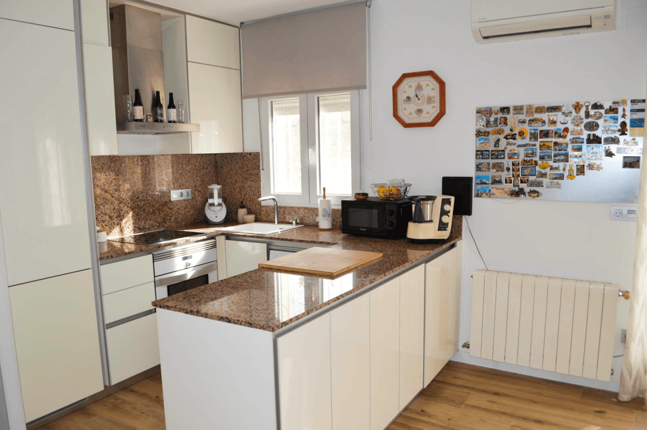 Villa mit 4 Schlafzimmern in Las Marinas, in der Gegend von Las Brisas