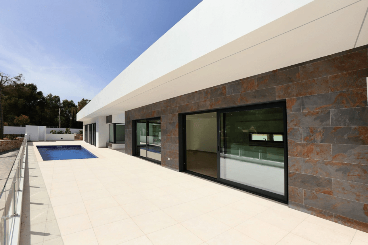 Villa moderne clé en main à vendre avec vue sur la mer à Benissa
