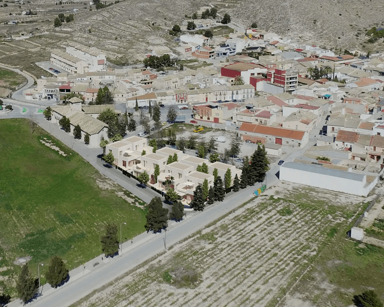 Modernas villas de 3 dormitorios y 3 baños con aseo, sótano, aire acondicionado y piscina privada en un paisaje muy bonito