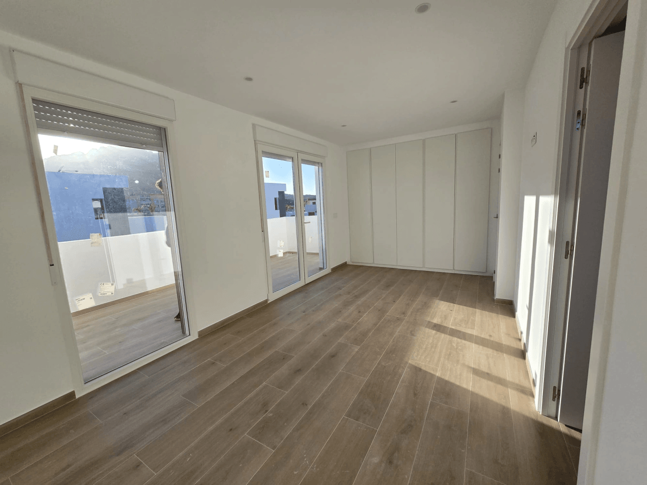 FREISTEHENDE VILLA ZU VERKAUFEN, NEUBAU, IN VERGEL